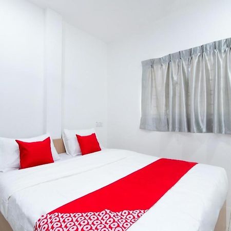 Oyo 44011 Weng Bee Guest House Kota Kinabalu Extérieur photo