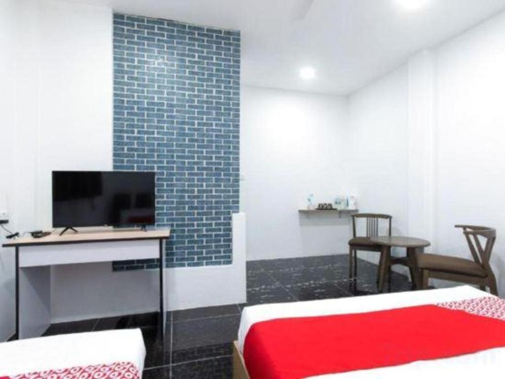 Oyo 44011 Weng Bee Guest House Kota Kinabalu Extérieur photo
