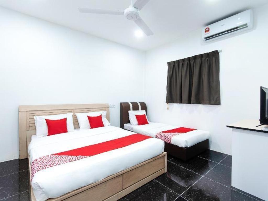 Oyo 44011 Weng Bee Guest House Kota Kinabalu Extérieur photo