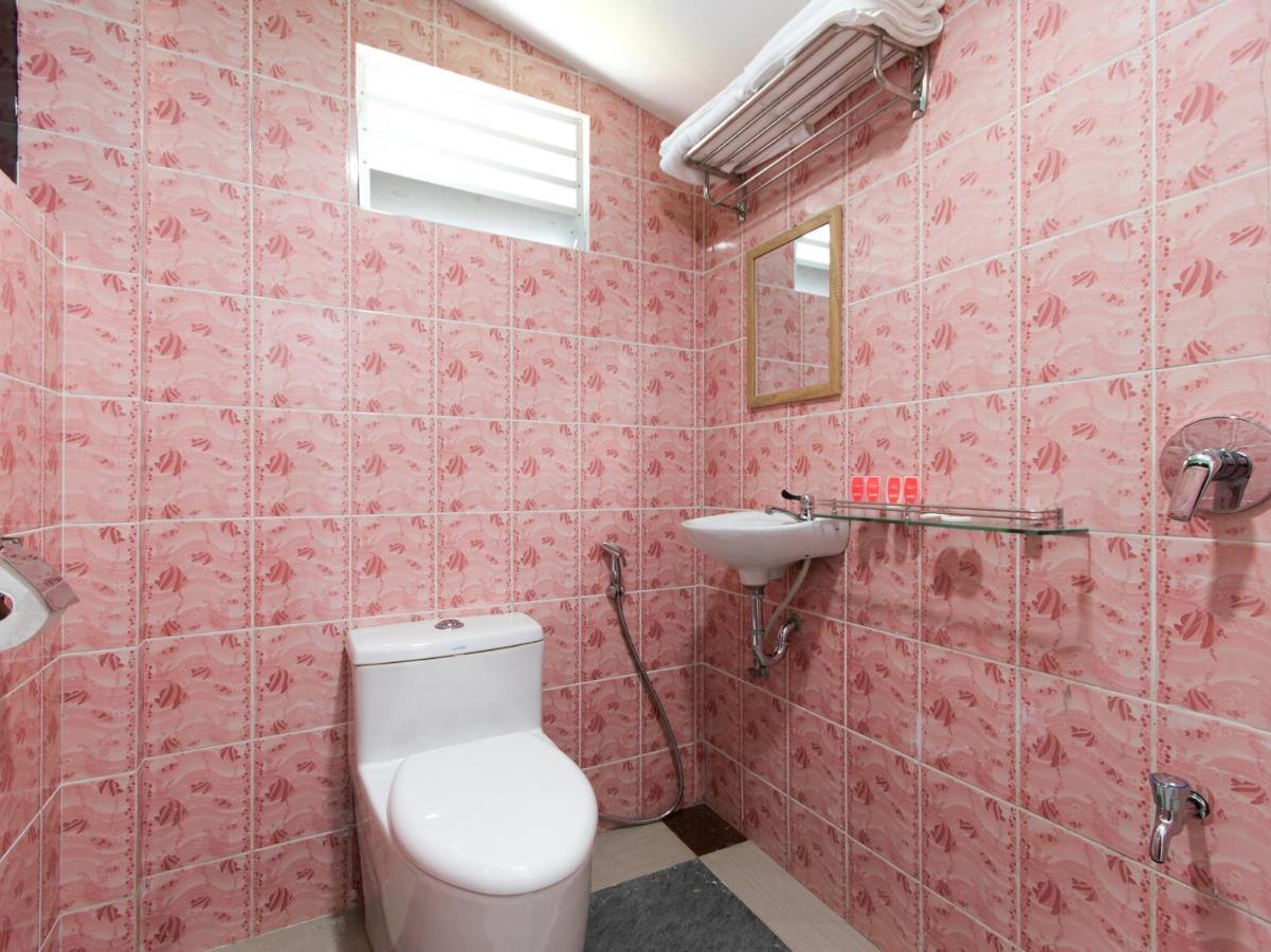 Oyo 44011 Weng Bee Guest House Kota Kinabalu Extérieur photo