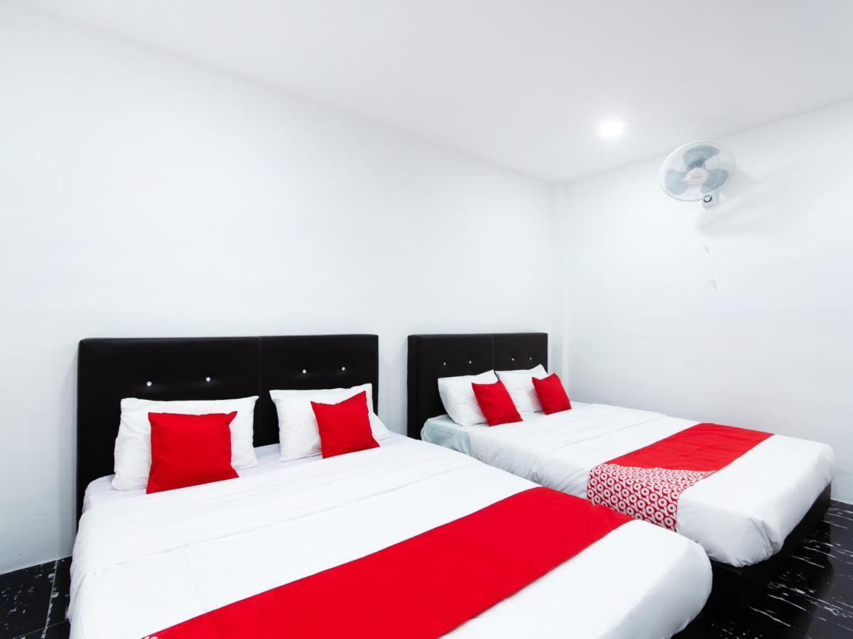 Oyo 44011 Weng Bee Guest House Kota Kinabalu Extérieur photo