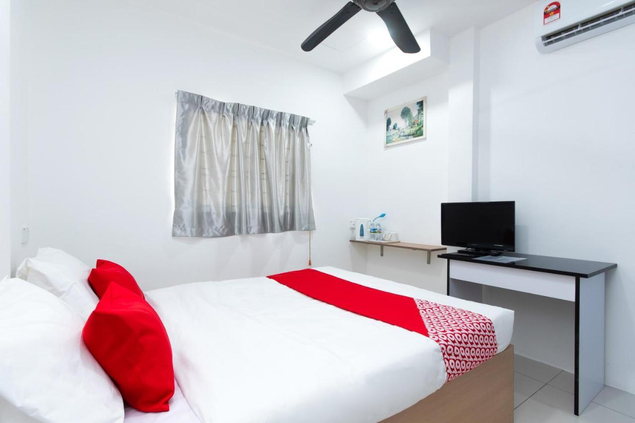 Oyo 44011 Weng Bee Guest House Kota Kinabalu Extérieur photo