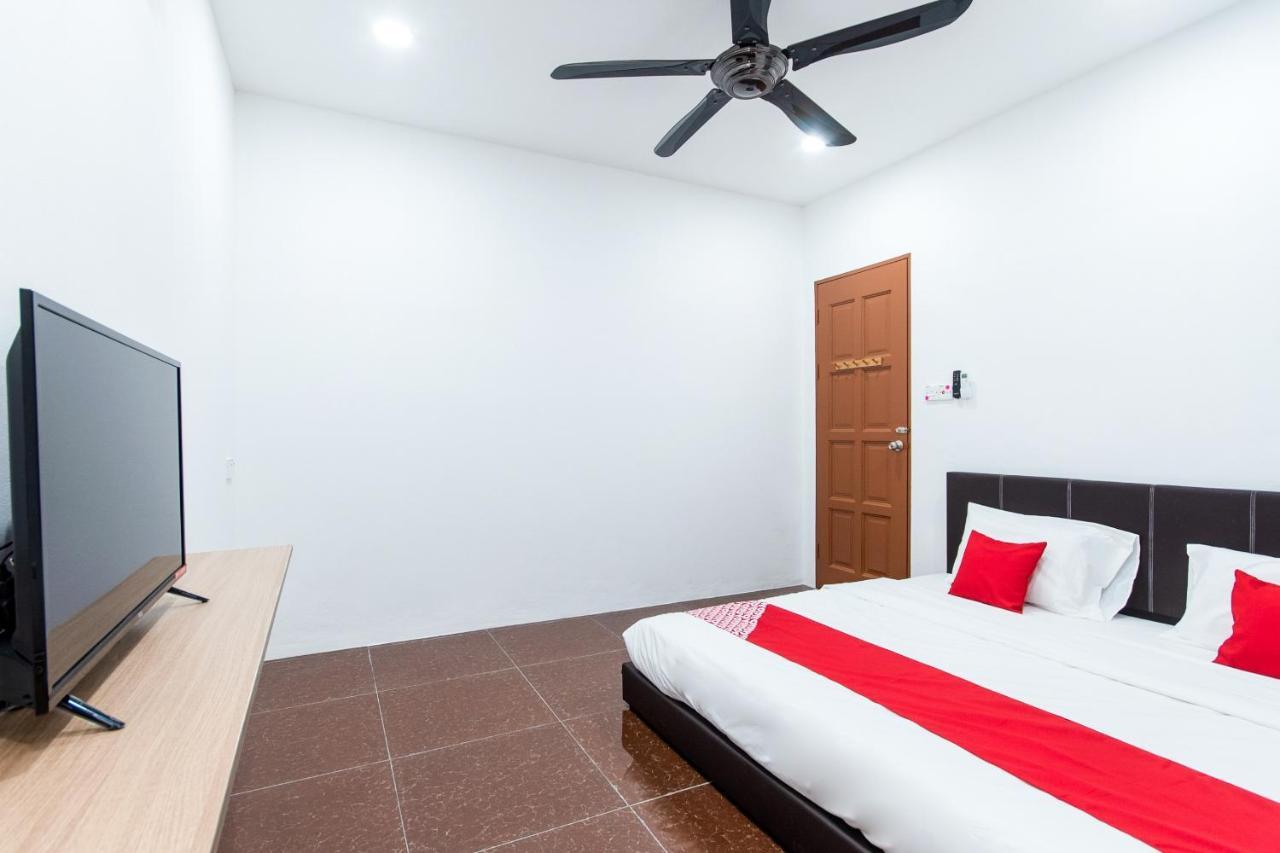 Oyo 44011 Weng Bee Guest House Kota Kinabalu Extérieur photo