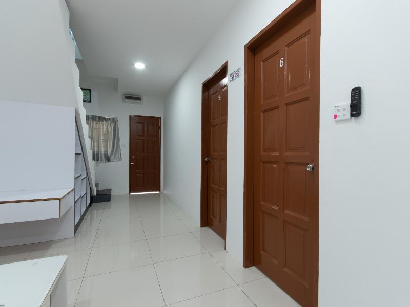Oyo 44011 Weng Bee Guest House Kota Kinabalu Extérieur photo