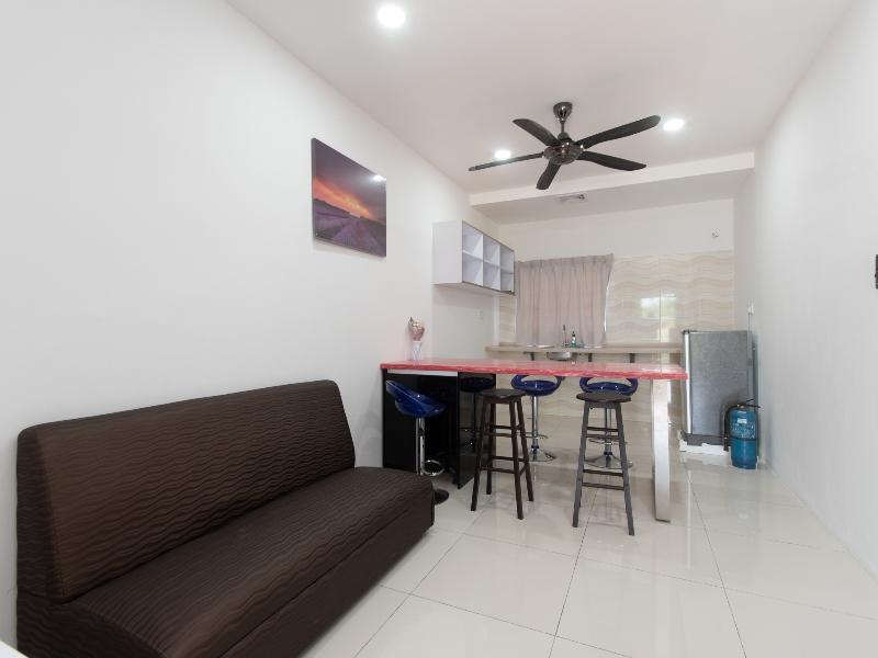 Oyo 44011 Weng Bee Guest House Kota Kinabalu Extérieur photo
